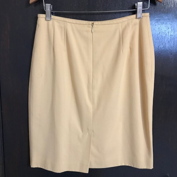 Liz Claiborne Petite Collection Ladies Skirt Size 8 - Picture 2 of 2